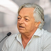 Dr.
Karel Hromek MD